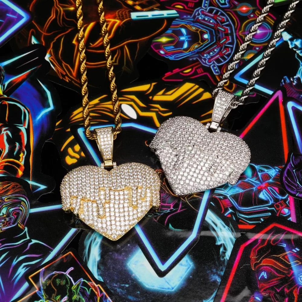 Iced Out Dripheart Pendant ♥️💧