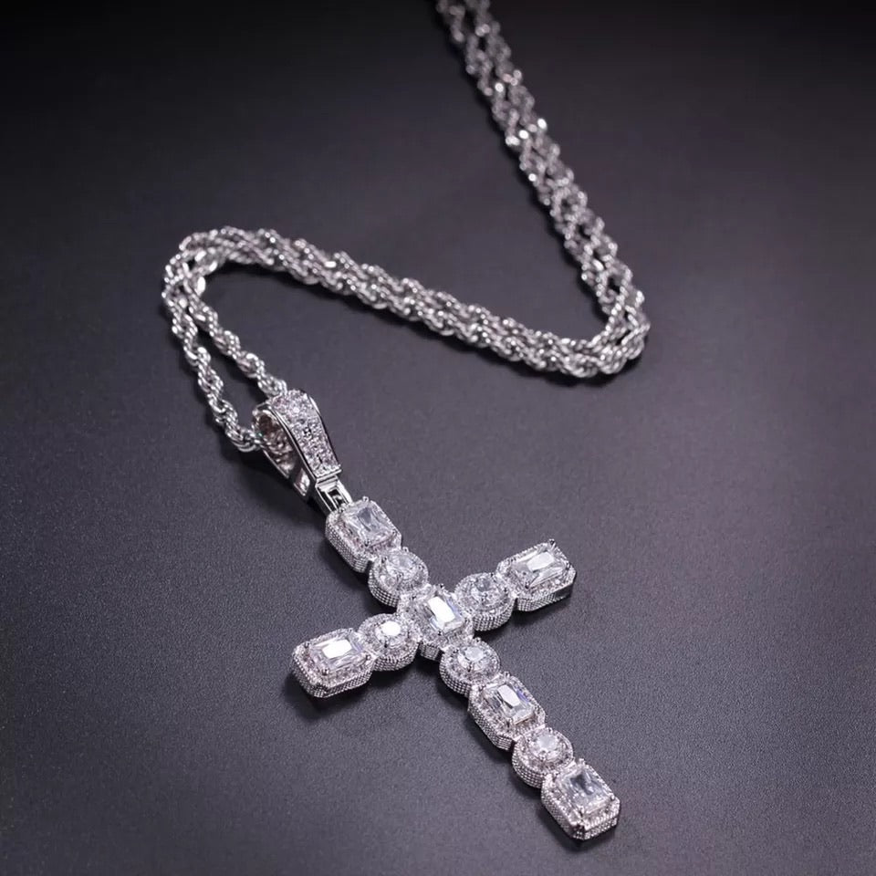 CROSS PENDANT