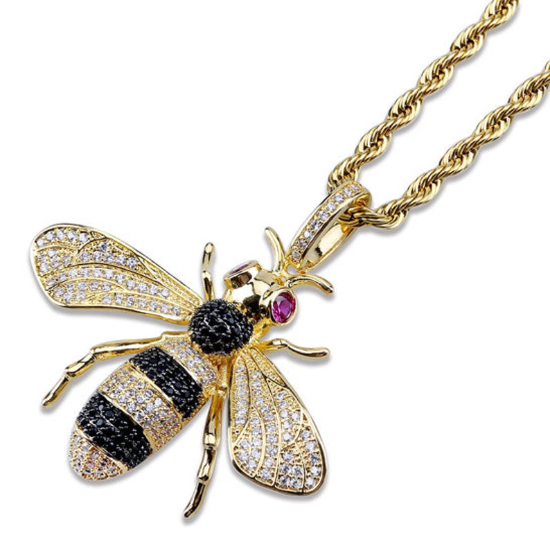 18k-goldwhite-gold-plated-iced-out-killer-bee-pendant-with-rope-chain-dripwatch.store